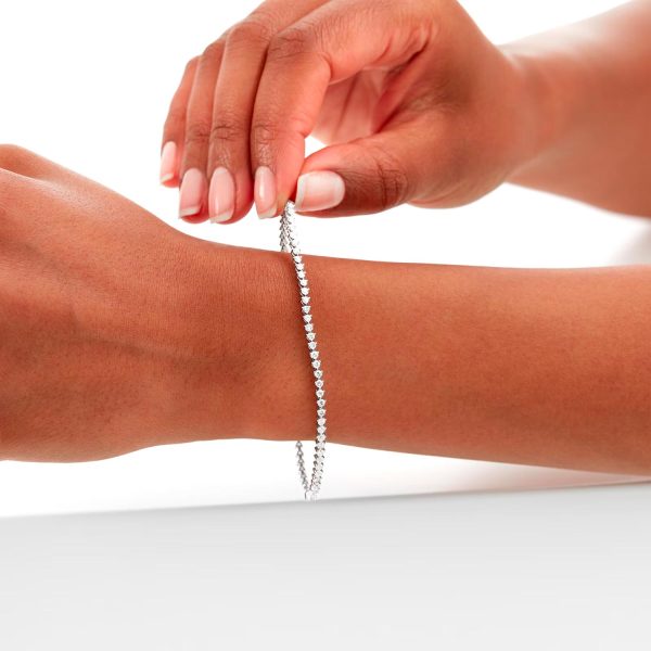 18ct White Gold 2cttw Line Bracelet - Görsel 2
