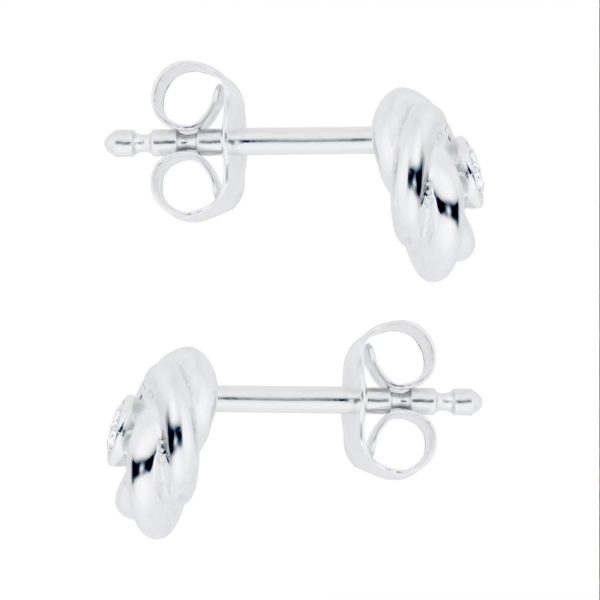 9ct White Gold 0.01cttw Diamond Flower Stud Earrings - Görsel 4