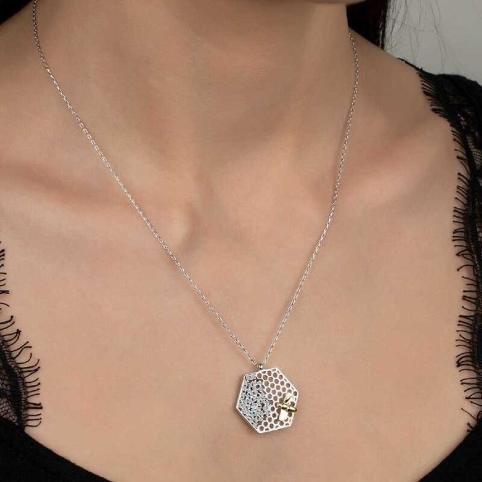 Swarovski Taşlı Gümüş Arı Bayan Kolye - Görsel 2