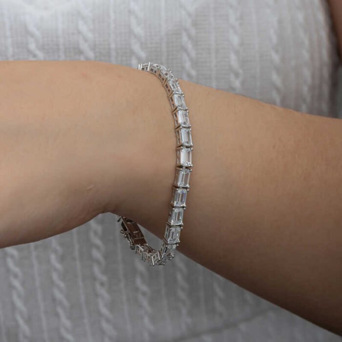 gumus-beyaz-tasli-su-yolu-kadin-bileklik-8498-su-yolu-bileklikler-gumush-49494-84-B gumus-beyaz-tasli-su-yolu-kadin-bileklik-8498-su-yolu-bileklikler-gumush-49494-84-B