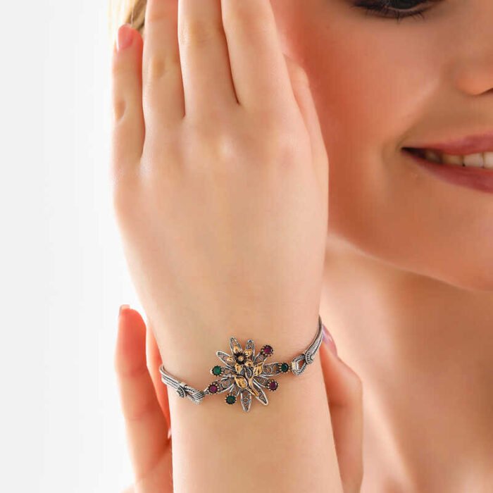 gumus-cicek-otantik-kadin-bileklik-otantik-bileklikler-gumush-46720-79-B gumus-cicek-otantik-kadin-bileklik-otantik-bileklikler-gumush-46720-79-B