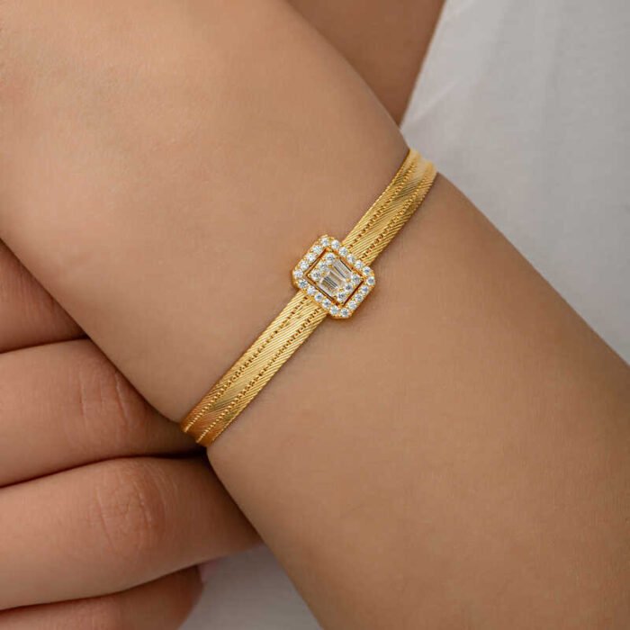 gumus-gold-baget-tasli-trabzon-hasir-kadin-bileklik-trabzon-hasr-bileklikler-gumush-42303-70-B gumus-gold-baget-tasli-trabzon-hasir-kadin-bileklik-trabzon-hasr-bileklikler-gumush-42303-70-B