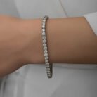 gumus-isikli-kutulu-4-mm-beyaz-tasli-su-yolu-kadin-bileklik-su-yolu-bileklikler-gumush-49037-84-B