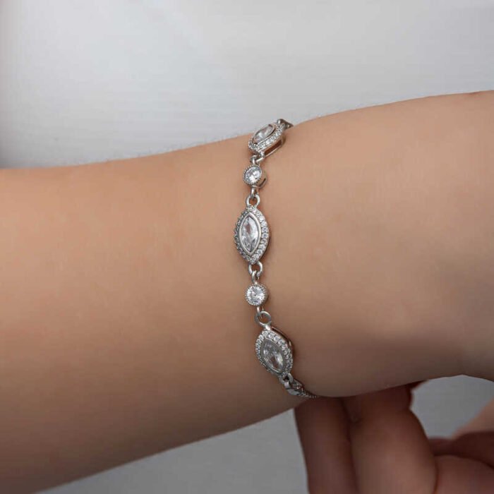 gumus-mekik-zirkon-tasli-kadin-bileklik-zirkon-tal-bileklikler-gumush-48777-83-B gumus-mekik-zirkon-tasli-kadin-bileklik-zirkon-tal-bileklikler-gumush-48777-83-B