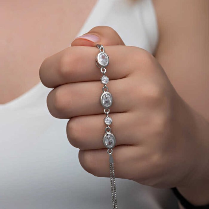 gumus-oval-tasli-kadin-bileklik-8365-zirkon-tal-bileklikler-gumush-48794-83-B gumus-oval-tasli-kadin-bileklik-8365-zirkon-tal-bileklikler-gumush-48794-83-B