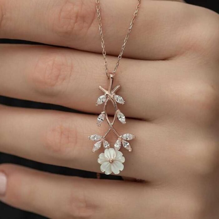gumus-rose-beyaz-bahar-cicegi-kolye-yaprak-iek-kolyeler-gumush-35536-51-B gumus-rose-beyaz-bahar-cicegi-kolye-yaprak-iek-kolyeler-gumush-35536-51-B