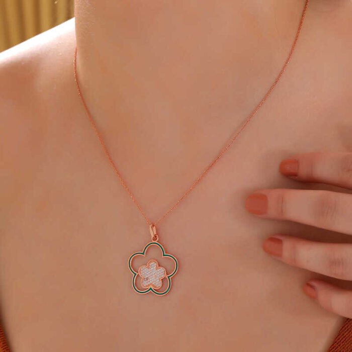 gumus-rose-cicek-desenli-kadin-kolye-8203-yaprak-iek-kolyeler-gumush-47742-82-B