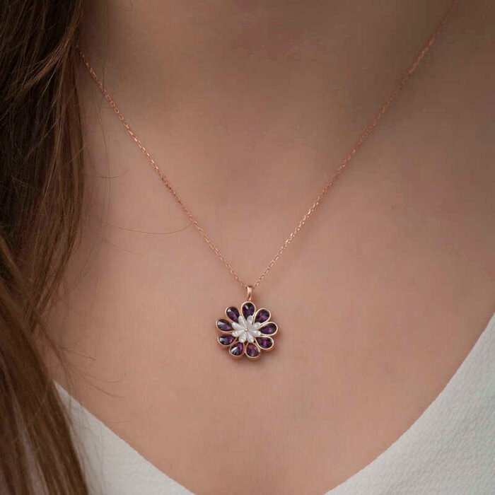 gumus-rose-erguvan-cicegi-kolye-yaprak-iek-kolyeler-gumush-35550-52-B gumus-rose-erguvan-cicegi-kolye-yaprak-iek-kolyeler-gumush-35550-52-B