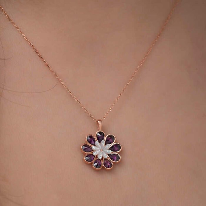 gumus-rose-erguvan-cicegi-kolye-yaprak-iek-kolyeler-gumush-35551-52-B gumus-rose-erguvan-cicegi-kolye-yaprak-iek-kolyeler-gumush-35551-52-B