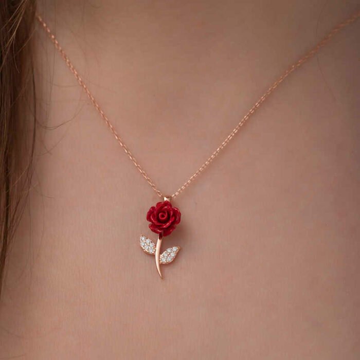 gumus-rose-kirmizi-gul-kolye-yaprak-iek-kolyeler-gumush-35634-52-B gumus-rose-kirmizi-gul-kolye-yaprak-iek-kolyeler-gumush-35634-52-B