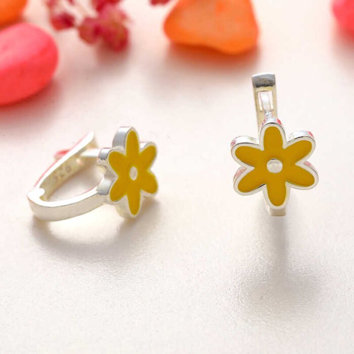 gumus-sari-cicek-cocuk-kupesi-1-ocuk-kpeleri-gumush-47478-81-B