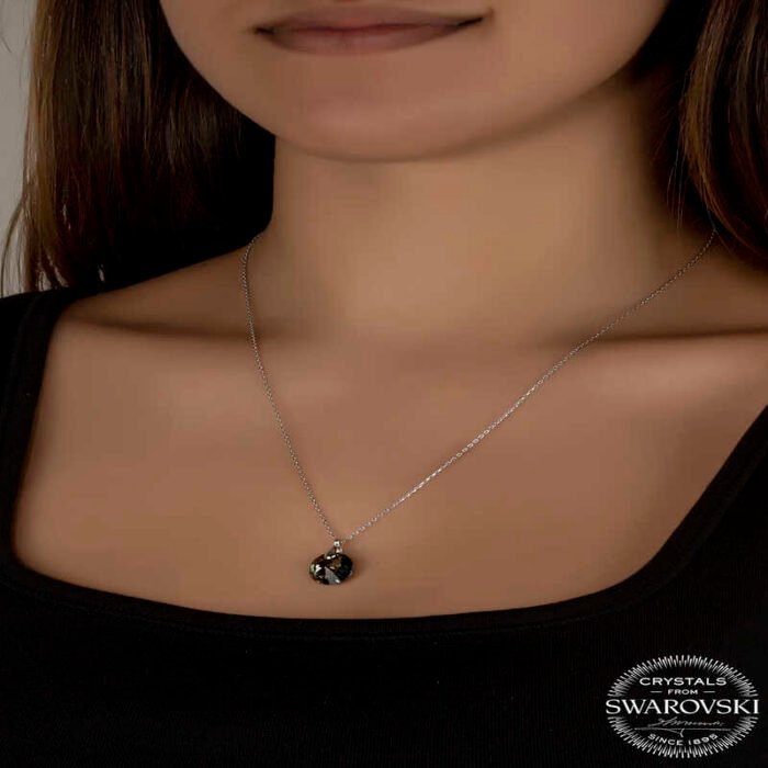 swarovski-crystal-iris-yesil-tasli-gumus-kadin-kolye-swarovski-kolye-gumush-43521-72-B