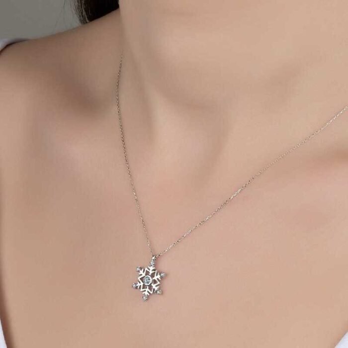 swarovski-tasli-gumus-kartanesi-bayan-kolye-29-swarovski-kolye-gumush-37505-58-B