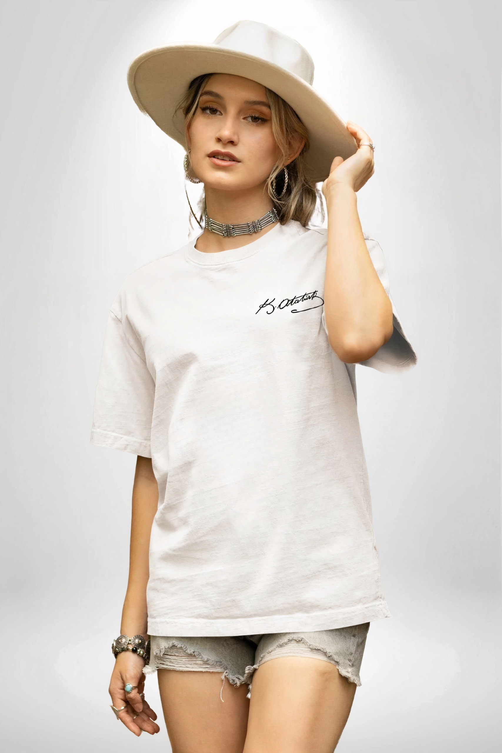 30 Ağustos Zafer Bayramı Atatürk Temalı Oversize Bisiklet Yaka T-shirt – Beyaz