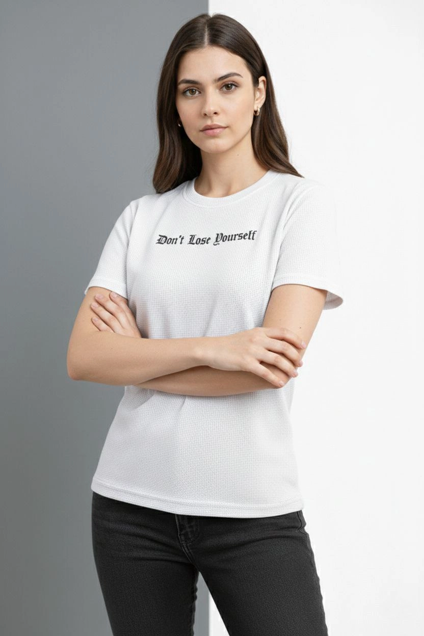 Kadın Wafıl Kumaş Tişört Regular Kalıp Bisiklet Yaka Baskılı T-Shirt – Beyaz