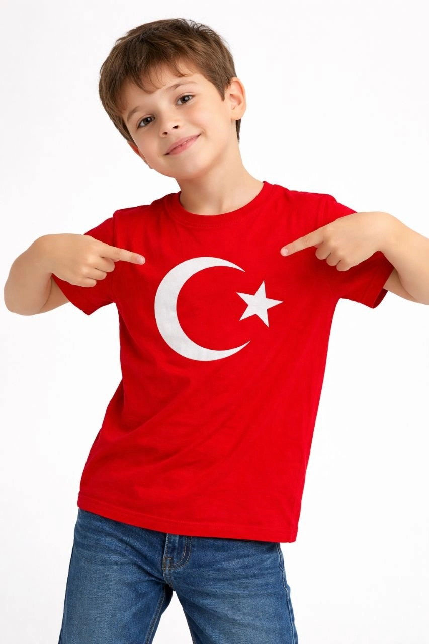 Erkek Çocuk Tişört Bisiklet Yaka Ay Yıldız Bayrak Baskılı T-Shirt – Kırmızı