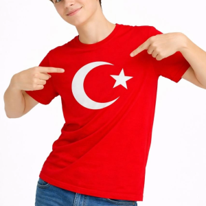 Erkek Çocuk Tişört Bisiklet Yaka Ay Yıldız Bayrak Baskılı T-Shirt – Kırmızı