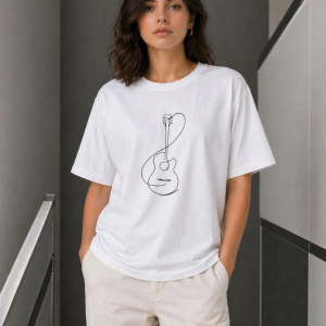 Kadın Minimal Gitar Baskılı Tişört T-Shirt Yazlık Kısa Kol Bisiklet Yaka T-Shirt – Beyaz