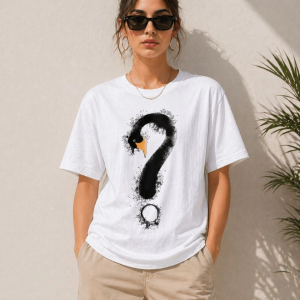 Kadın Kuğu Figürlü Soru İşareti Baskılı Tişört Kısa Kol T-Shirt – Beyaz
