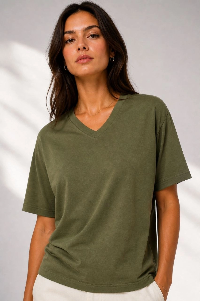 Kadın V Yaka Basic Tişört Kısa Kol Yazlık Regular Fit T-Shirt – Haki