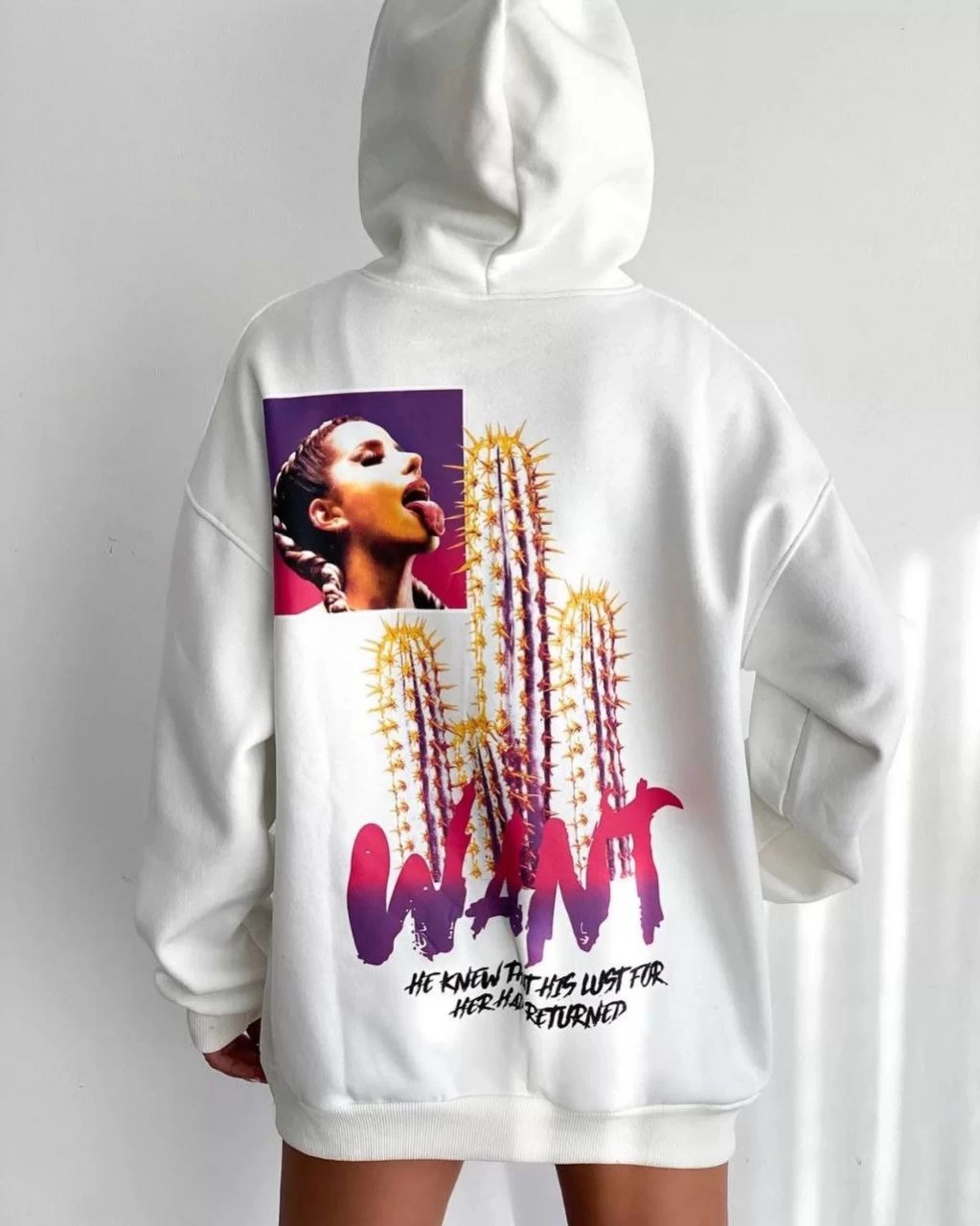 Kadın Oversize Kapüşonlu Cepli WANT Baskılı 3 İplik Pamuklu Hoodie Sweatshirt – Beyaz