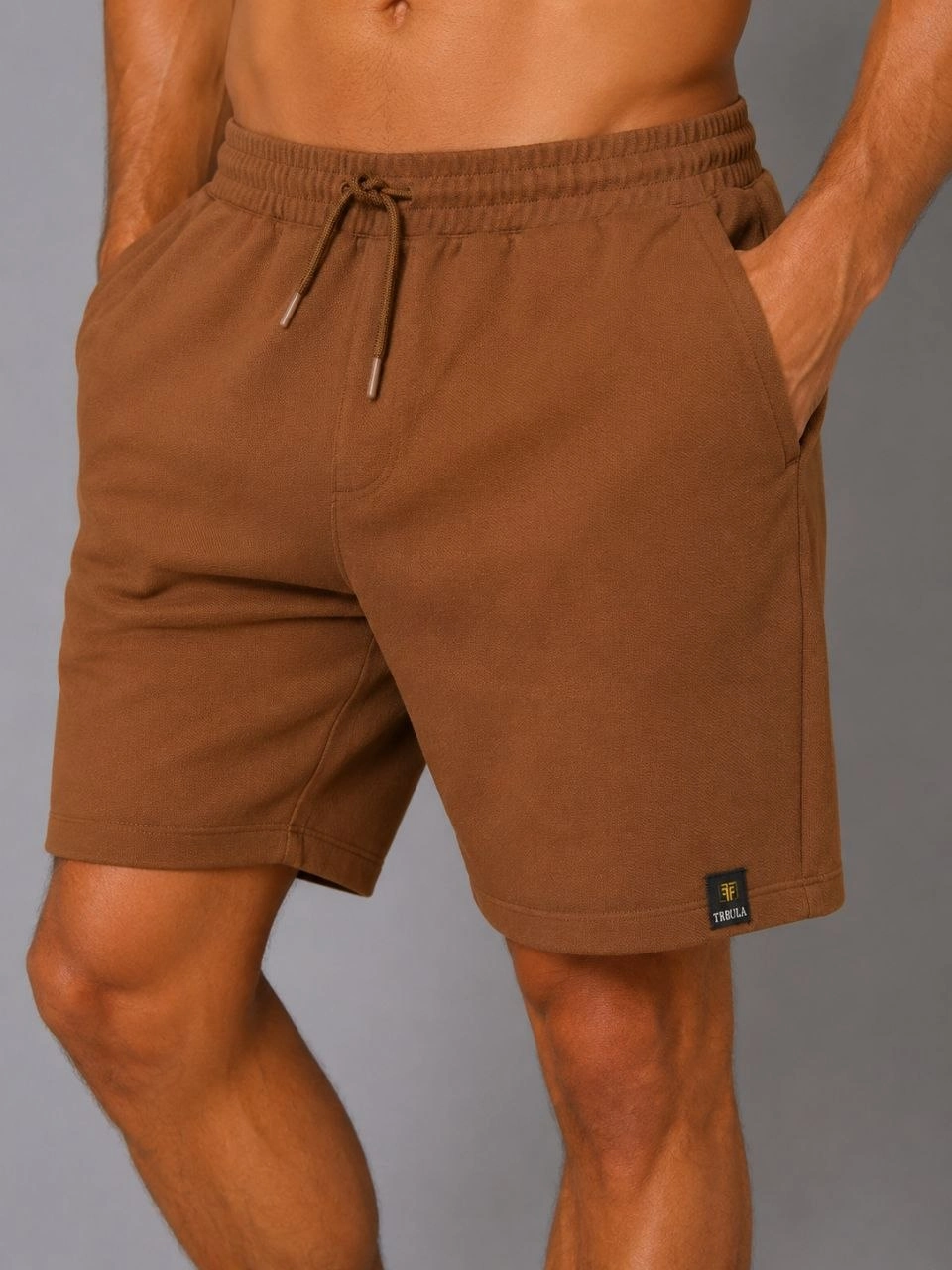 Erkek Dokuma Kumaş Cepli Bağcıklı Regular Fit Yazlık Şort – Kahverengi
