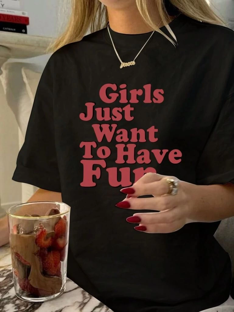 Kadın Baskılı Oversize Kısa kol T-shirt – Siyah