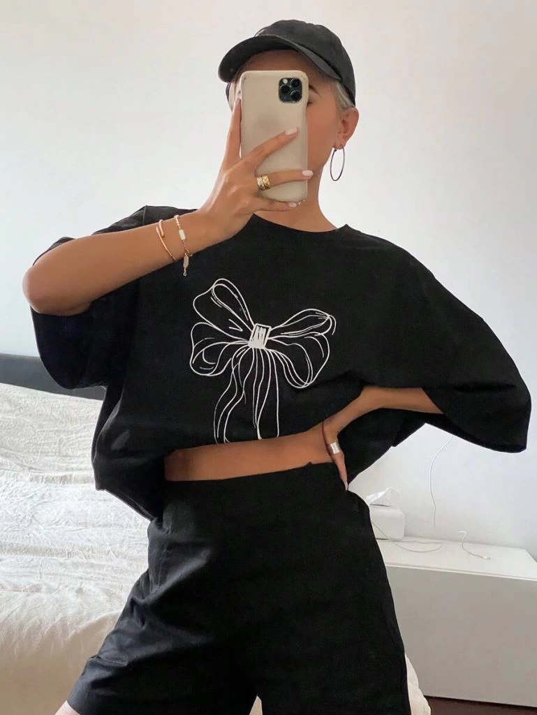 Kadın Fiyonk Baskılı T-Shirt Kısa Kol Bisiklet Yaka Oversize Tişört – Siyah