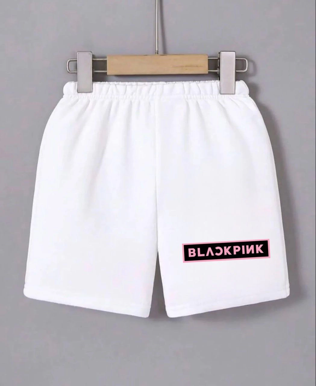 Kadın Beli Lastikli Baskılı Mini Şort – Beyaz