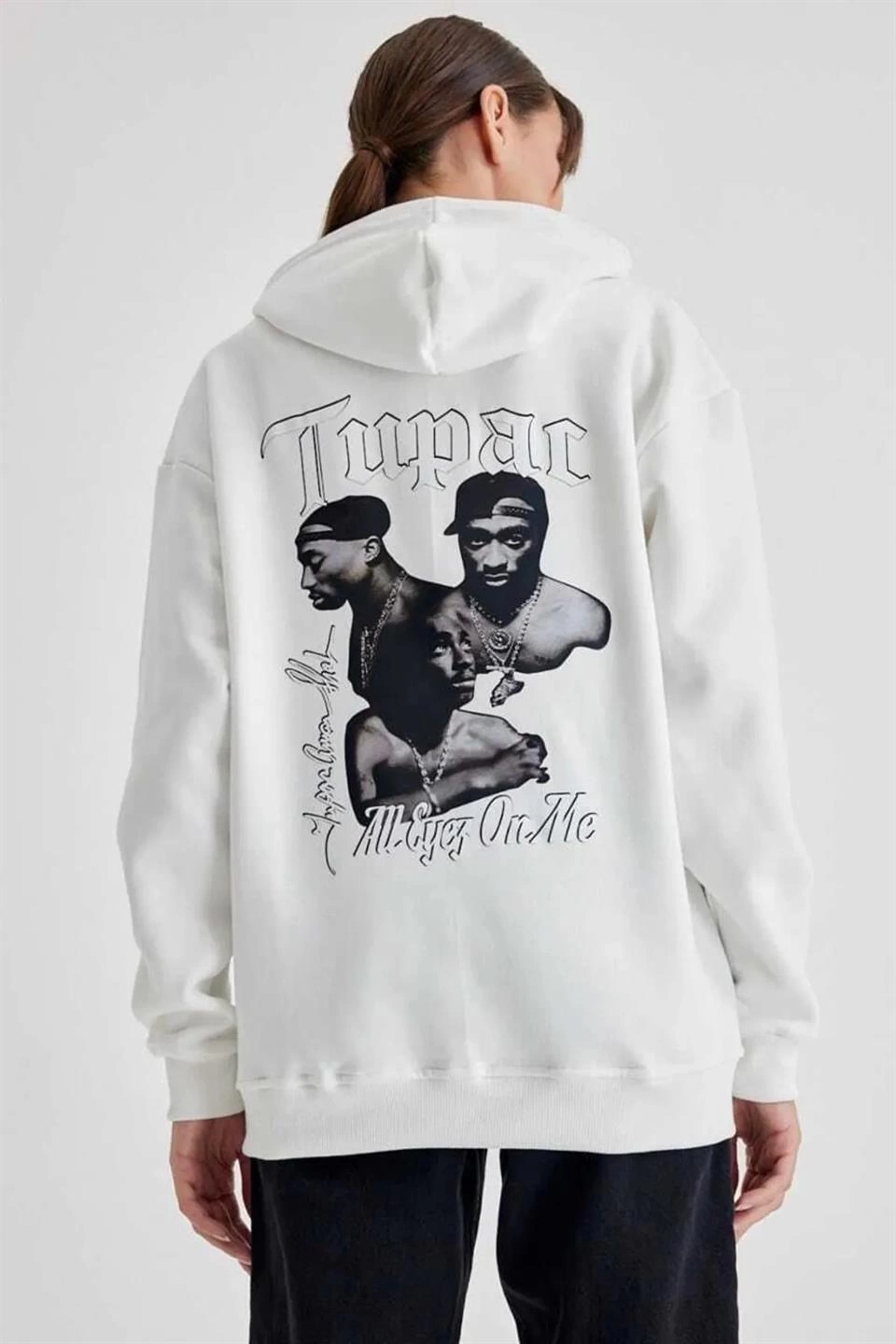 Kadın Oversize Kapüşonlu Cepli TUPAC Baskılı 3 İplik Pamuklu Hoodie Sweatshirt - Beyaz - Image 2