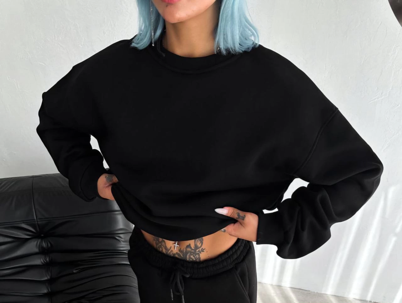 Kadın Bisiklet Yaka 3 İplik Pamuklu Basic SweatShirt – Siyah