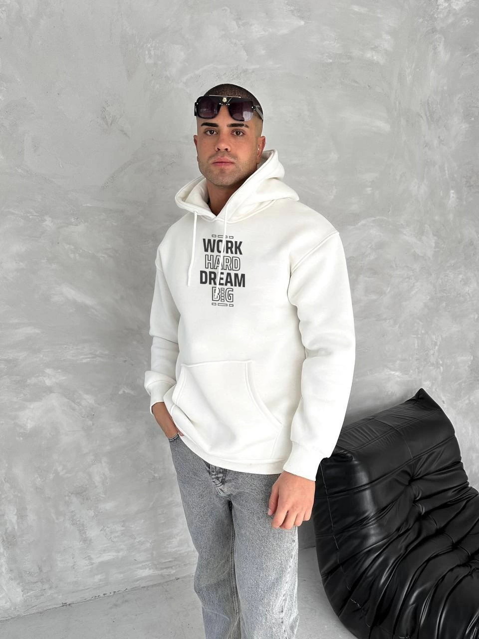 Erkek Kapüşonlu Kanguru Cepli Sweatshirt 3 İplik Pamuklu Baskılı Hoodie – Beyaz
