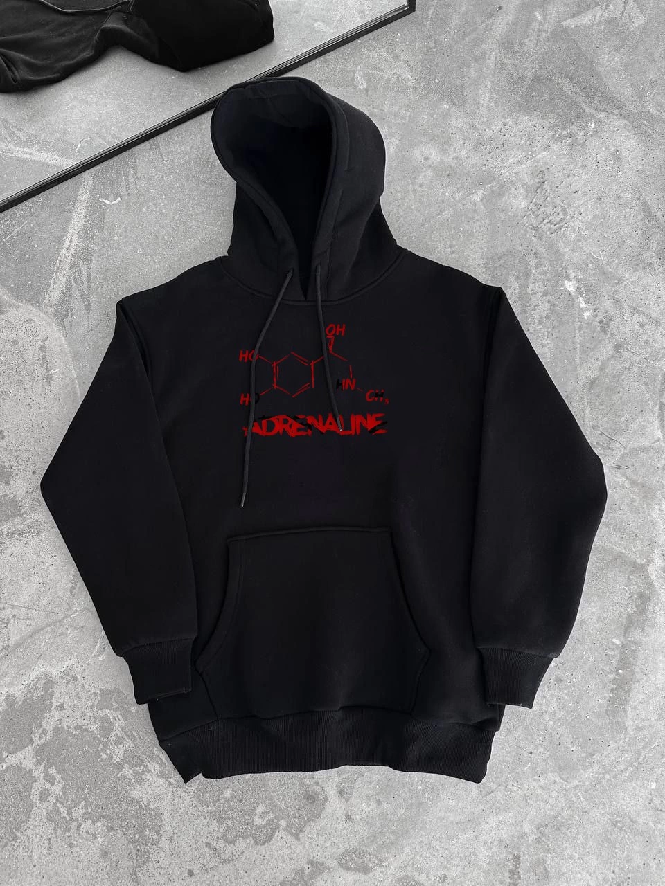 Kadın Oversize Kapüşonlu Cepli Baskılı 3 İplik Pamuklu Hoodie Sweatshirt – Siyah