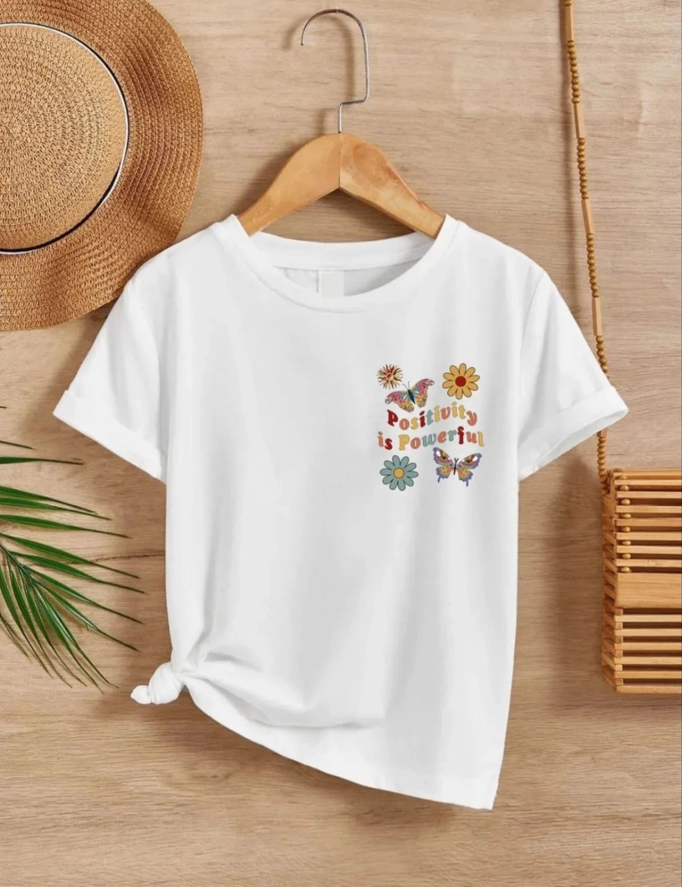 Kız Çocuk Bisiklet Yaka Baskılı T-Shirt – Beyaz