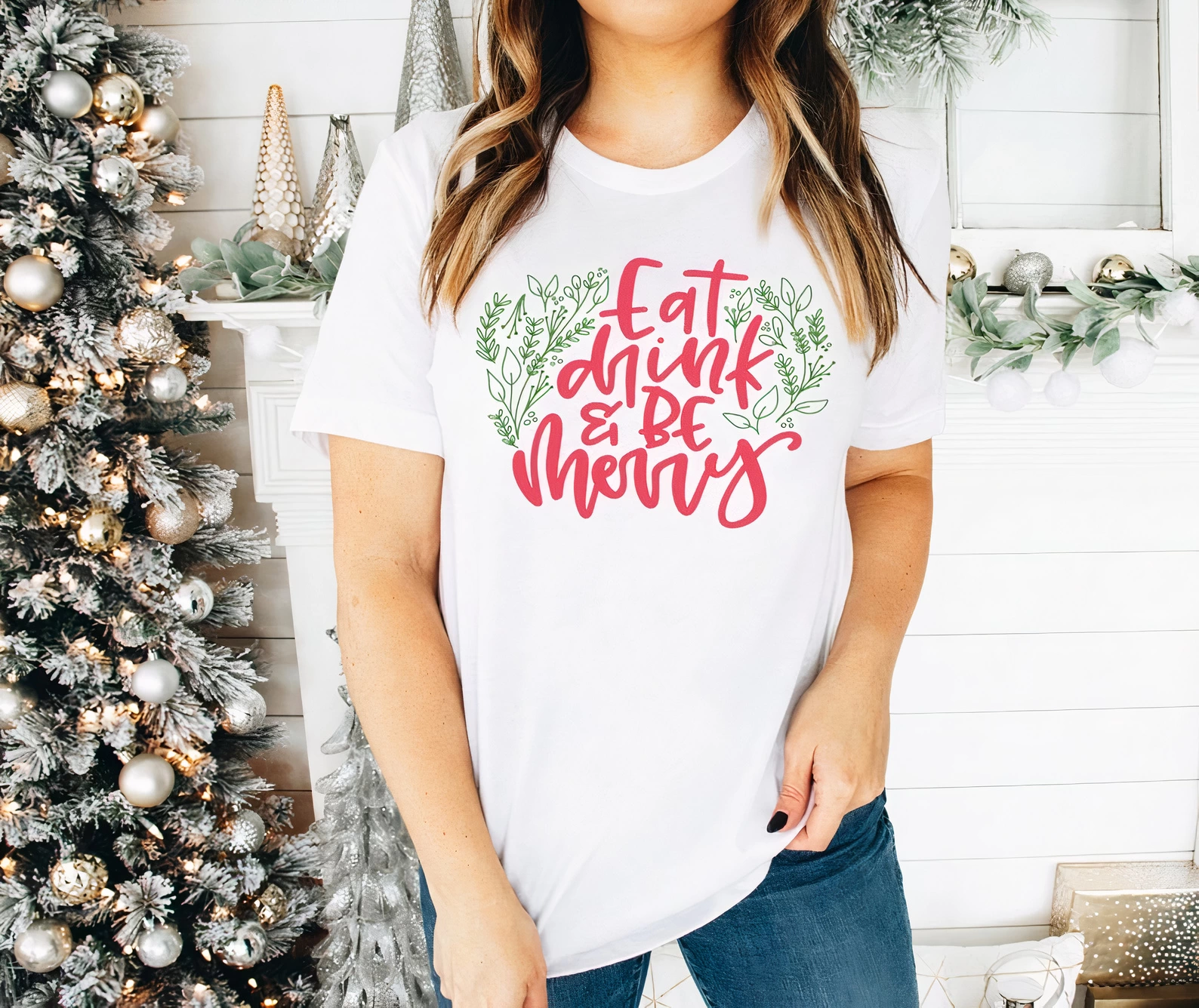 Yılbaşı Noel Baskılı Kısa Kollu Oversize Bisiklet Yaka T-shirt – Beyaz