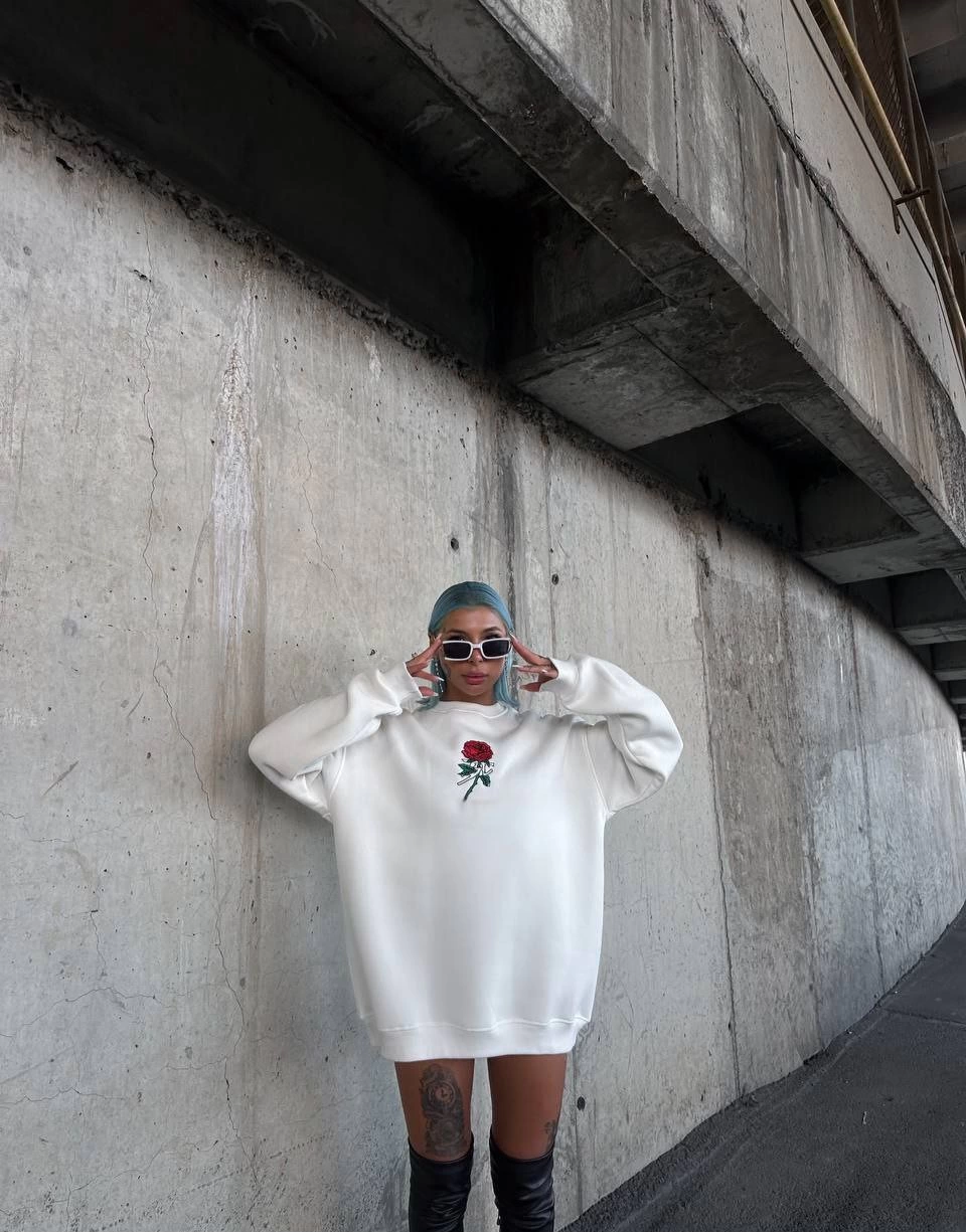 Kadın 3 iplik Pamuklu Bisiklet Yaka GÜL Baskılı SweatShirt – BeyazBeyaz