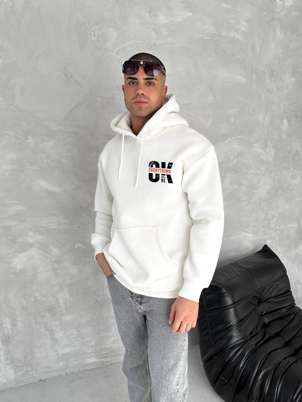 Erkek Kapüşonlu Kanguru Cepli Sweatshirt 3 İplik Pamuklu Baskılı Hoodie – Beyaz