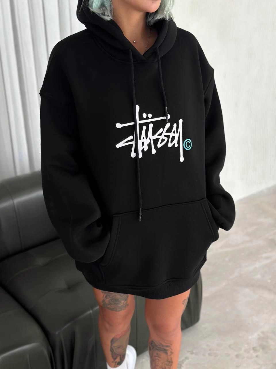Kadın Oversize Kapüşonlu Cepli Baskılı 3 İplik Pamuklu Hoodie Sweatshirt – Siyah