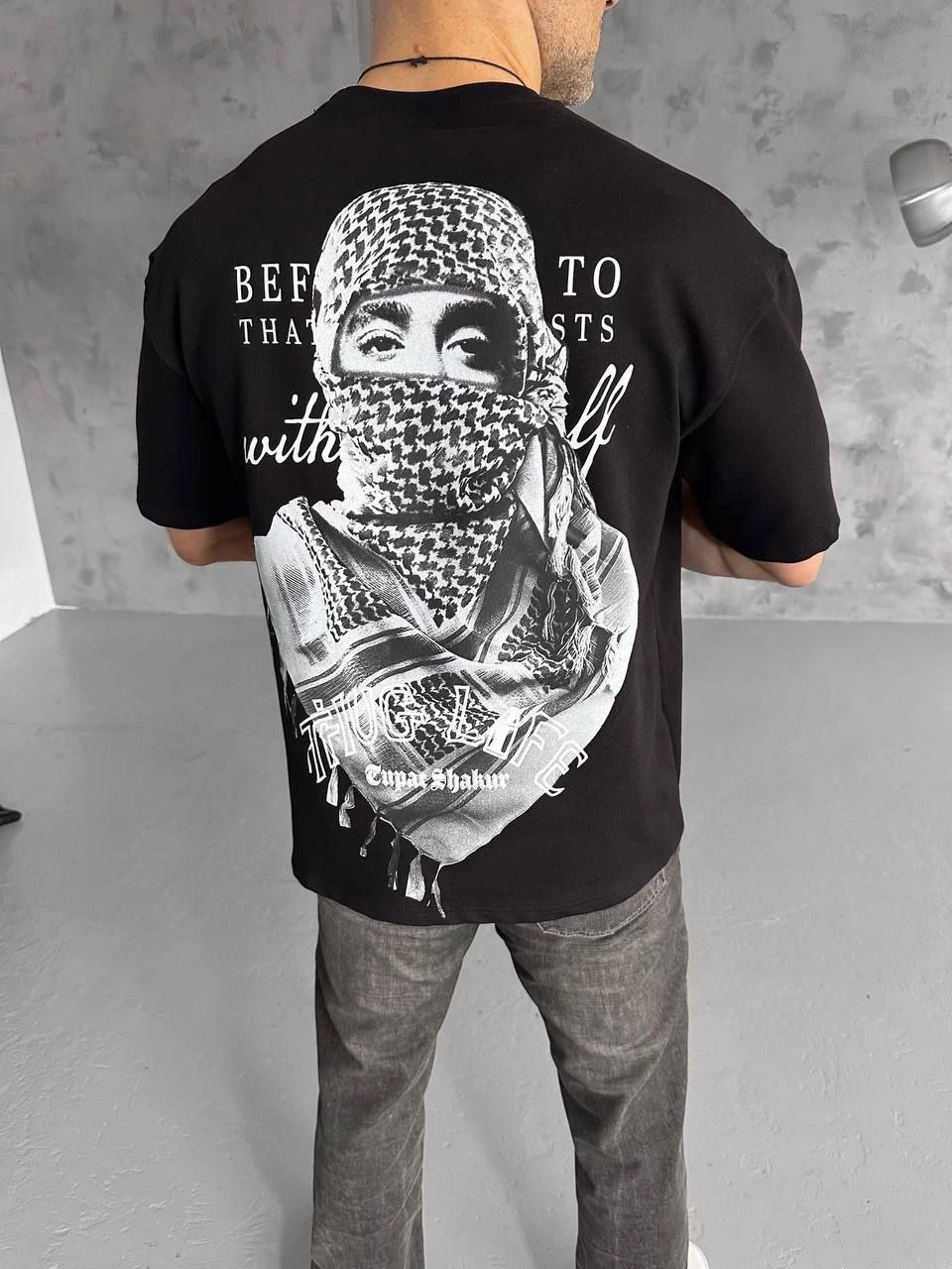 Erkek Kısa Kol Tişört Bisiklet Yaka Filistin Poşulu Baskılı T-Shirt – Siyah