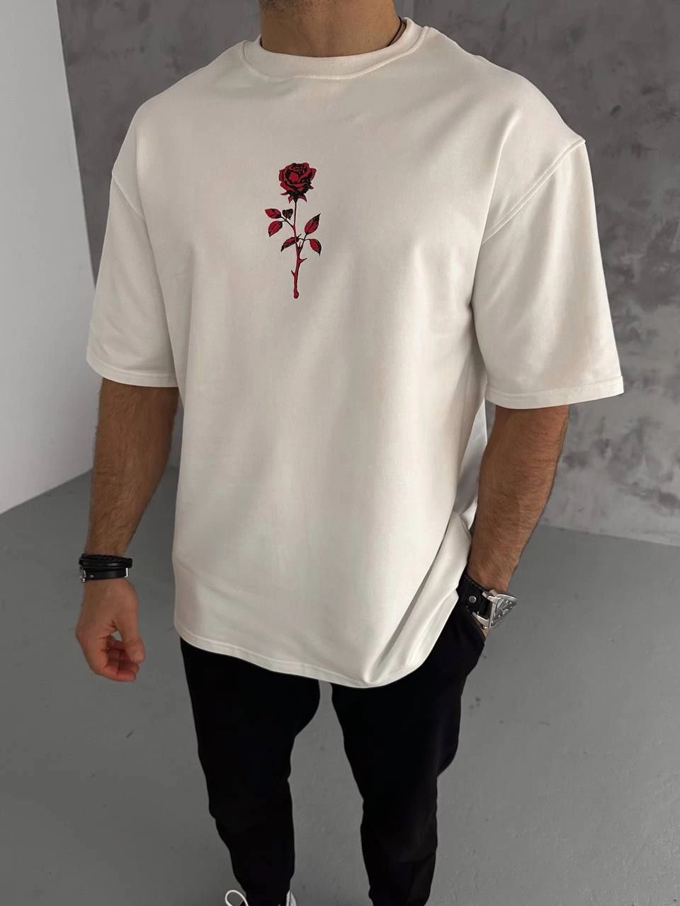 Erkek Kısa Kol Tişört Bisiklet Yaka GÜL Baskılı Oversize T-Shirt – Beyaz