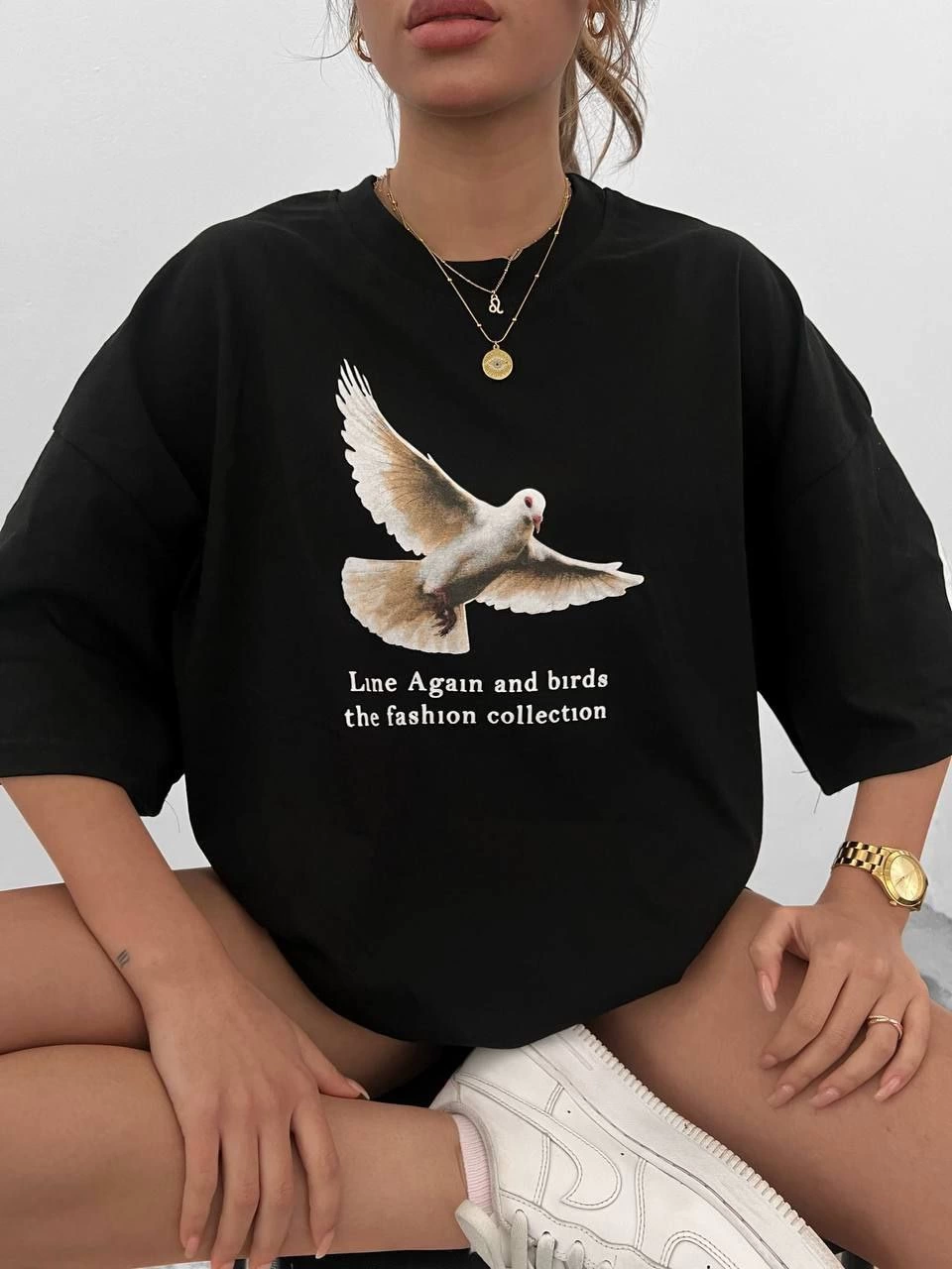 Kadın Kısa Kol Yazlık Tişört Bisiklet Yaka Güvercin Baskılı T-Shirt – Siyah