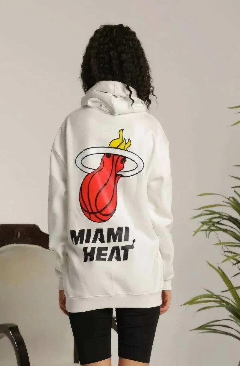 Kadın Oversize Kapüşonlu Cepli Baskılı 3 İplik Pamuklu Hoodie Sweatshirt – Beyaz