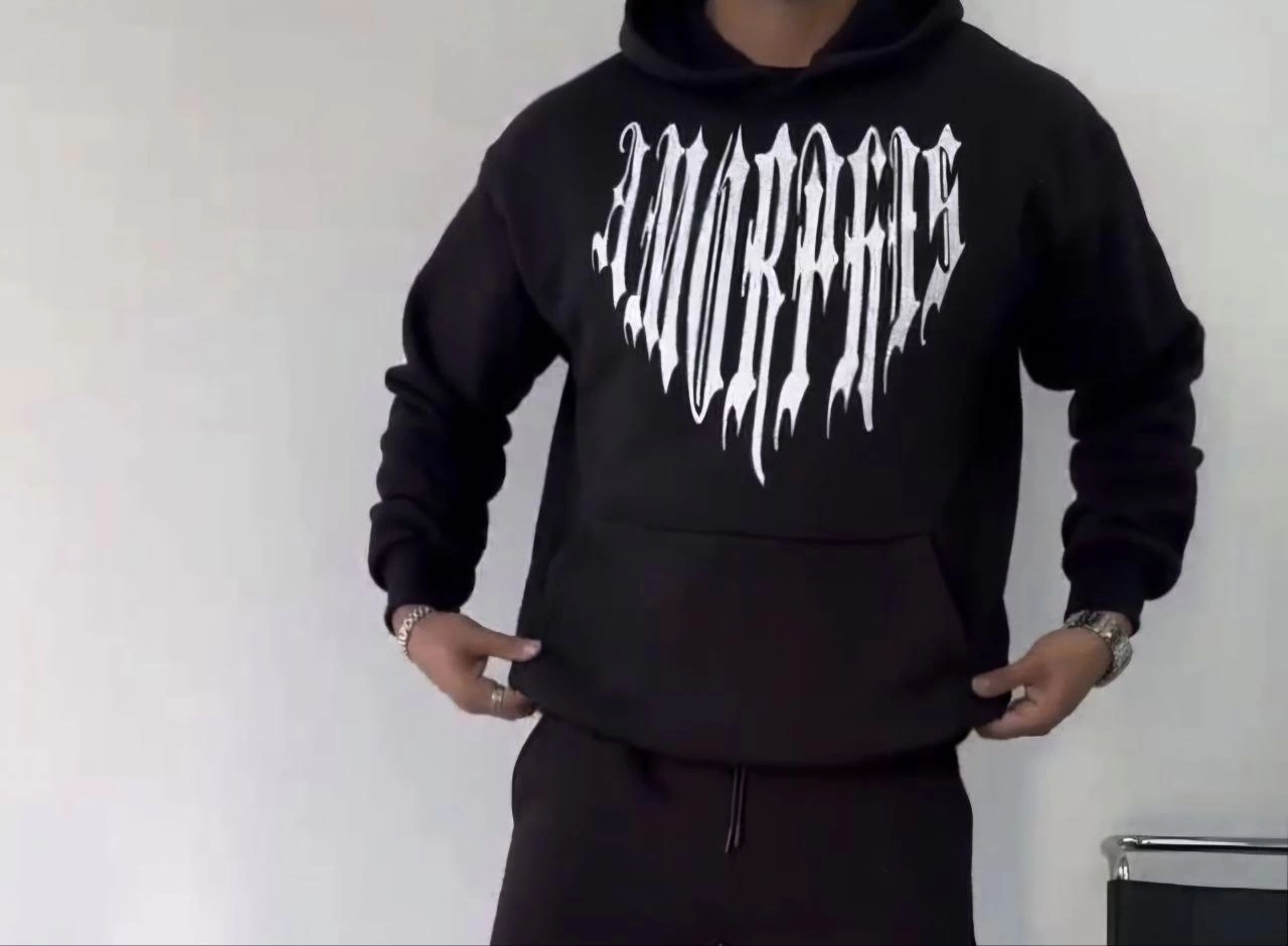 Erkek Kapüşonlu Kanguru Cepli Sweatshirt 3 İplik Pamuklu Baskılı Hoodie – Siyah